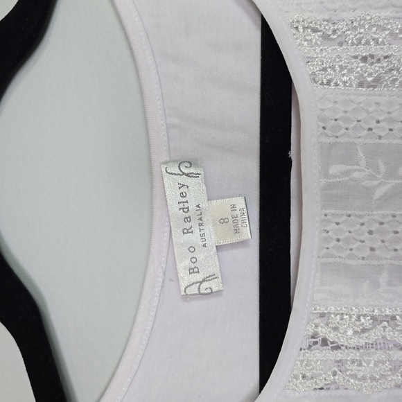 BOO RADLEY LACE TOP - Picture 3 of 8